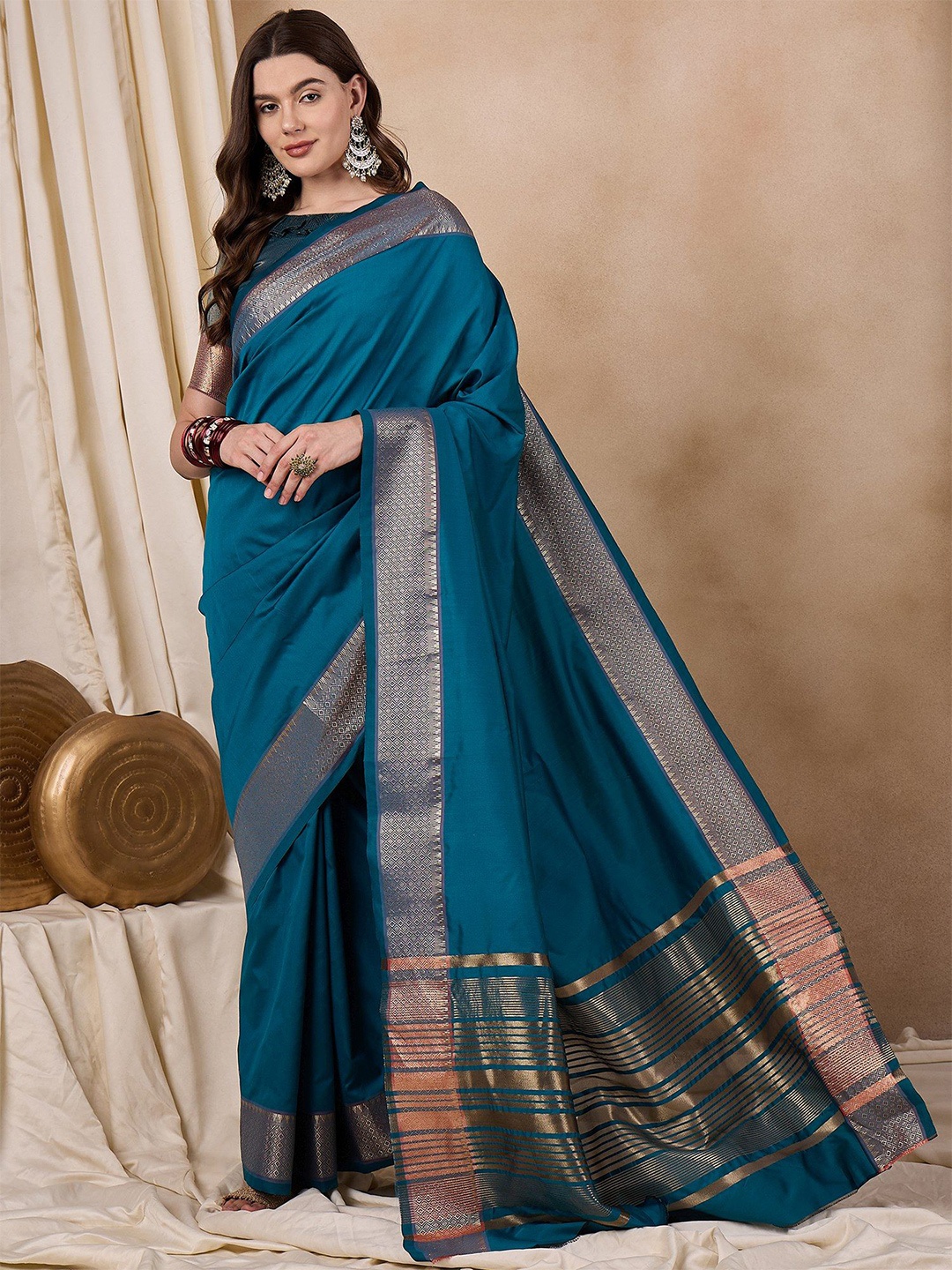 

KAVINDI Zari Silk Cotton Banarasi Saree, Blue