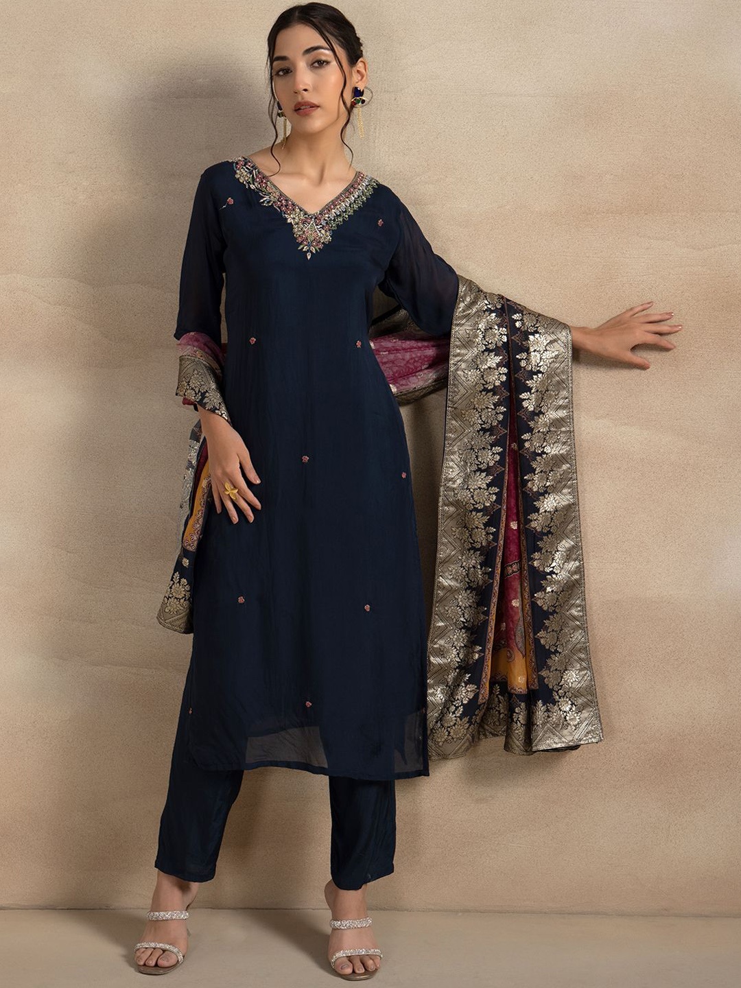 

Rang by Indya Women Ethnic Motifs Embroidered Regular Thread Work Kurta with Trousers & With Dupatta, Blue