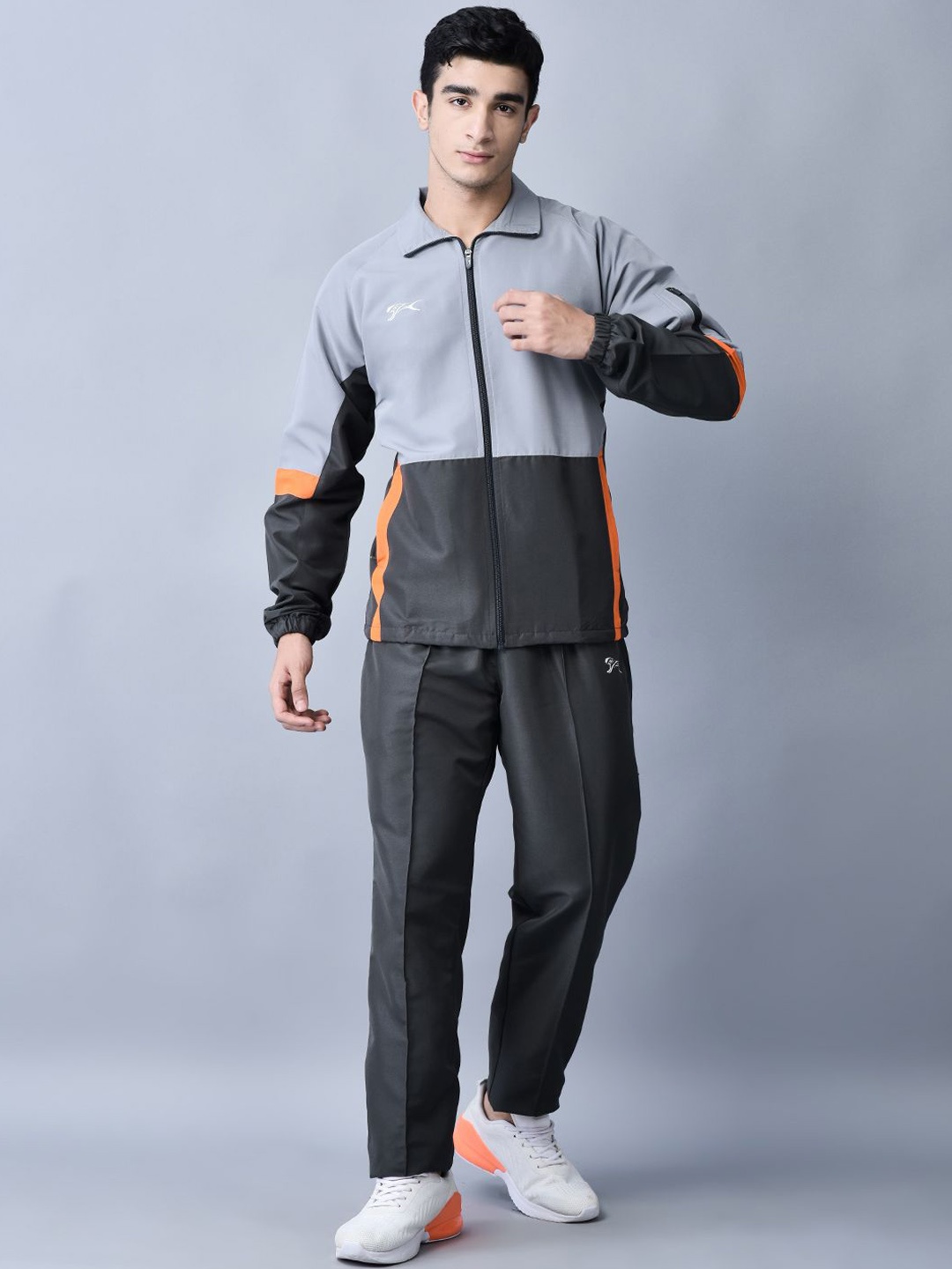 

Shiv Naresh Men Mid Rise Tracksuits, Grey