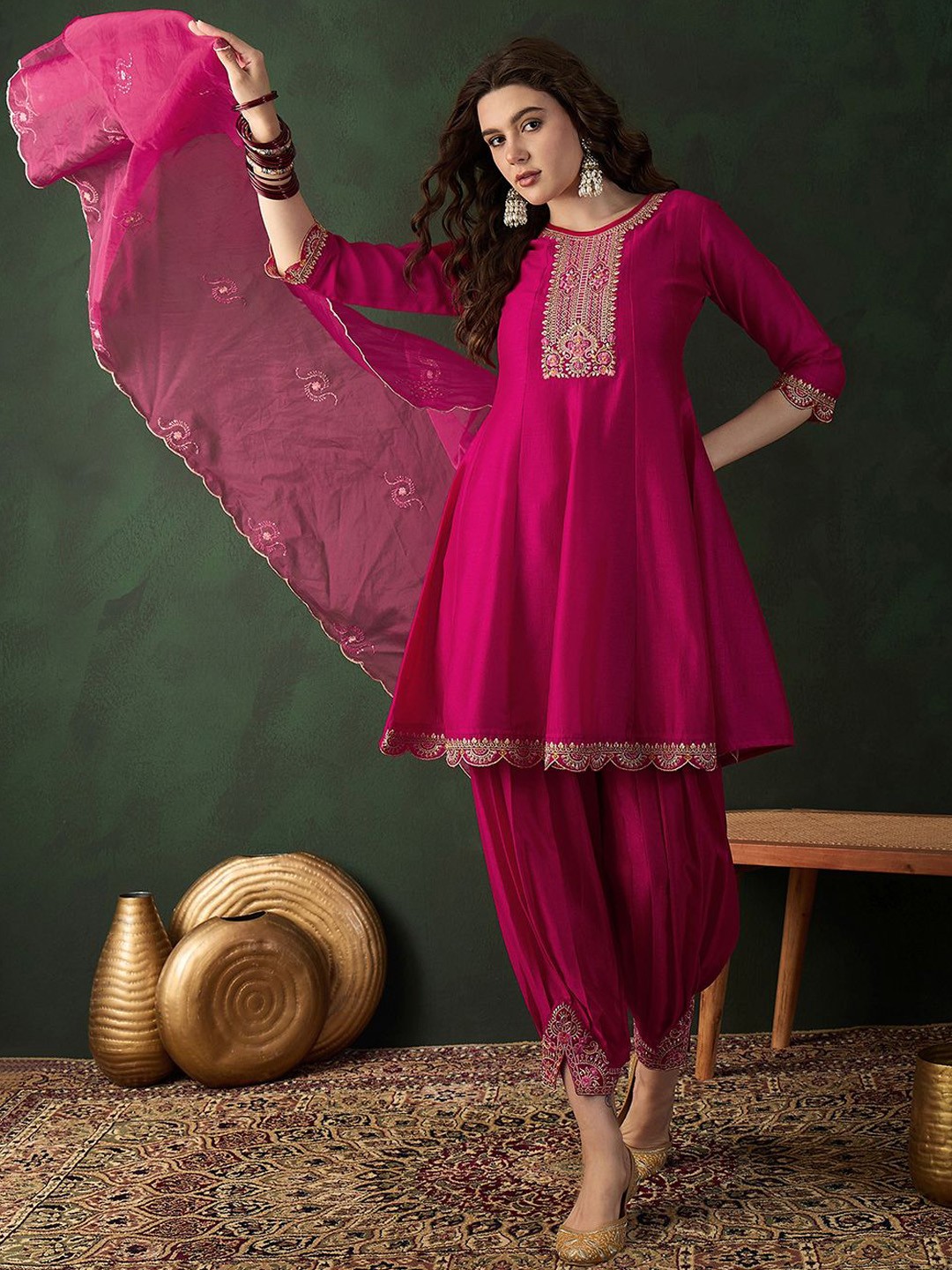 

Sangria Embroidered A-Line Kurta Set With Afghani Pant & Dupatta, Magenta