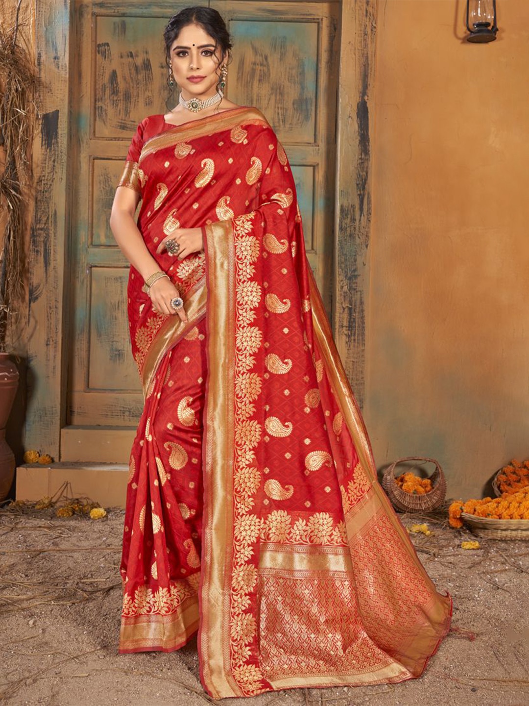 

ASISA Woven Design Zari Silk Blend Saree, Red