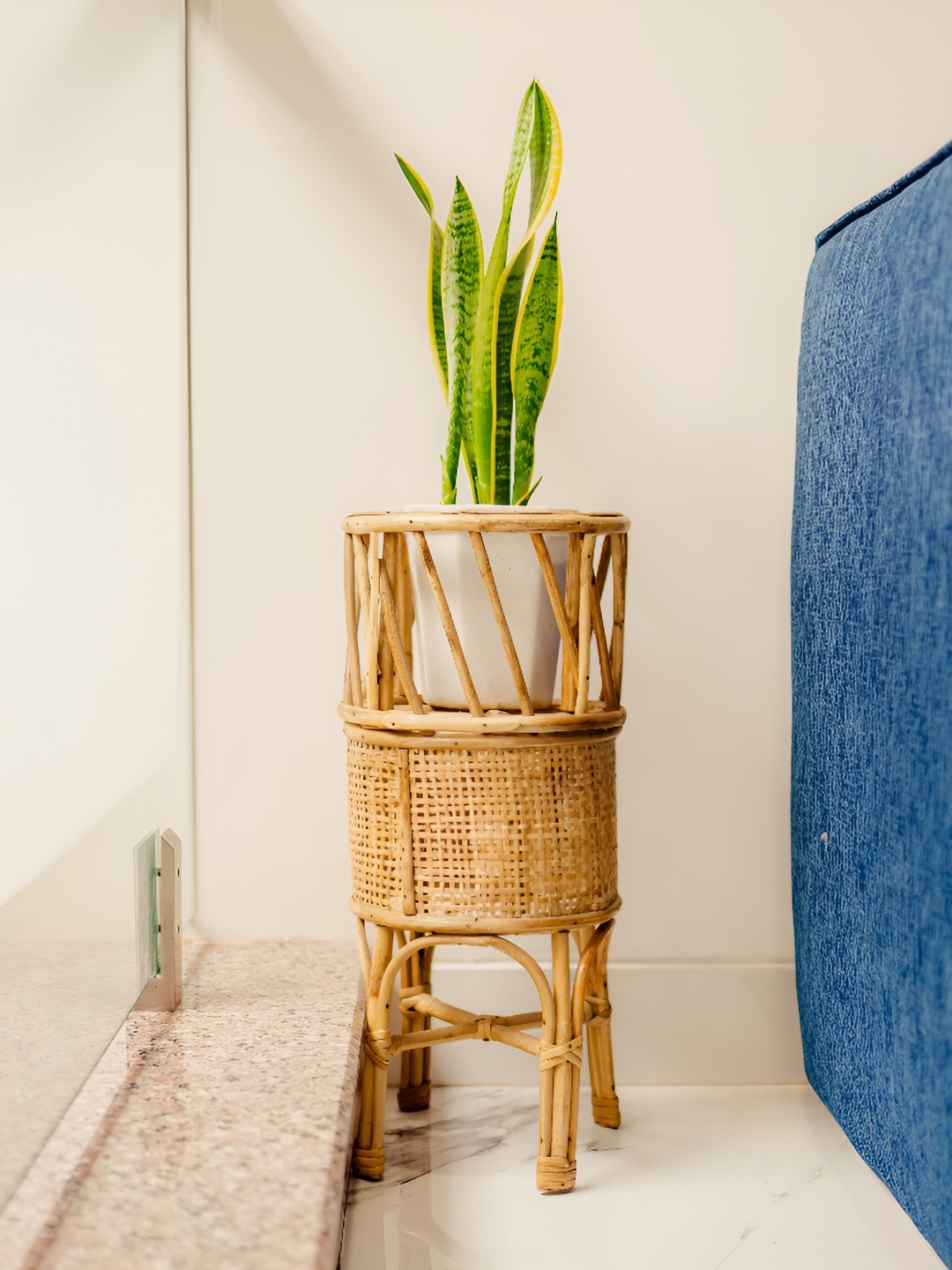 

AJAARA Beige Textured Cane Planter Stand