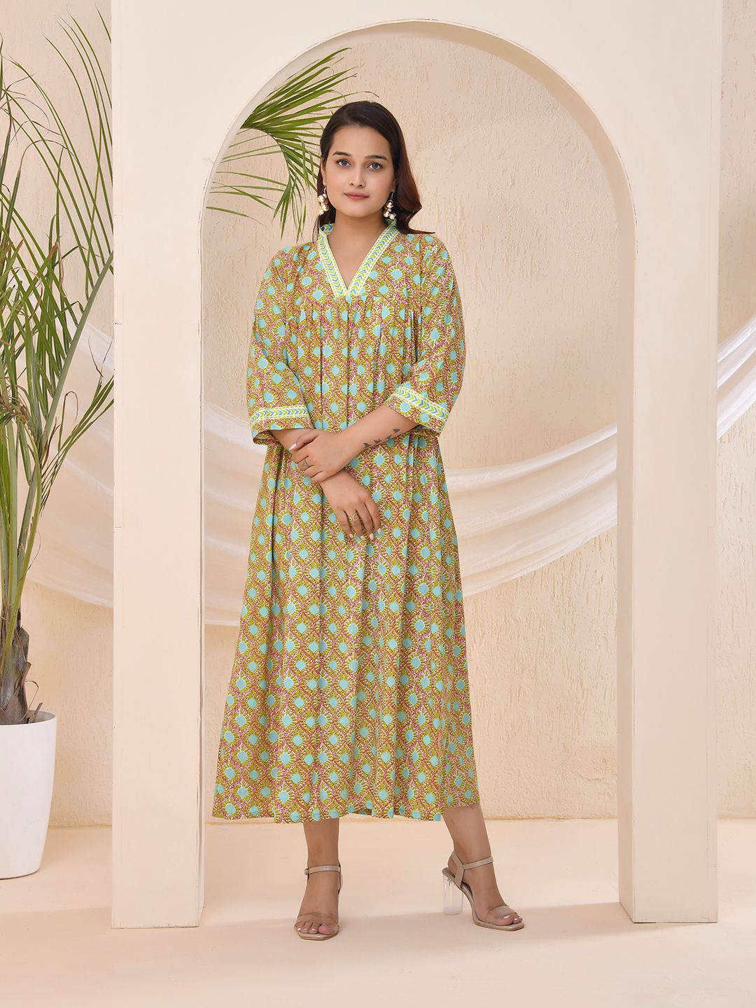 

THE SAFFRON SAGA Ethnic Motifs Print A-Line Midi Dress, Green