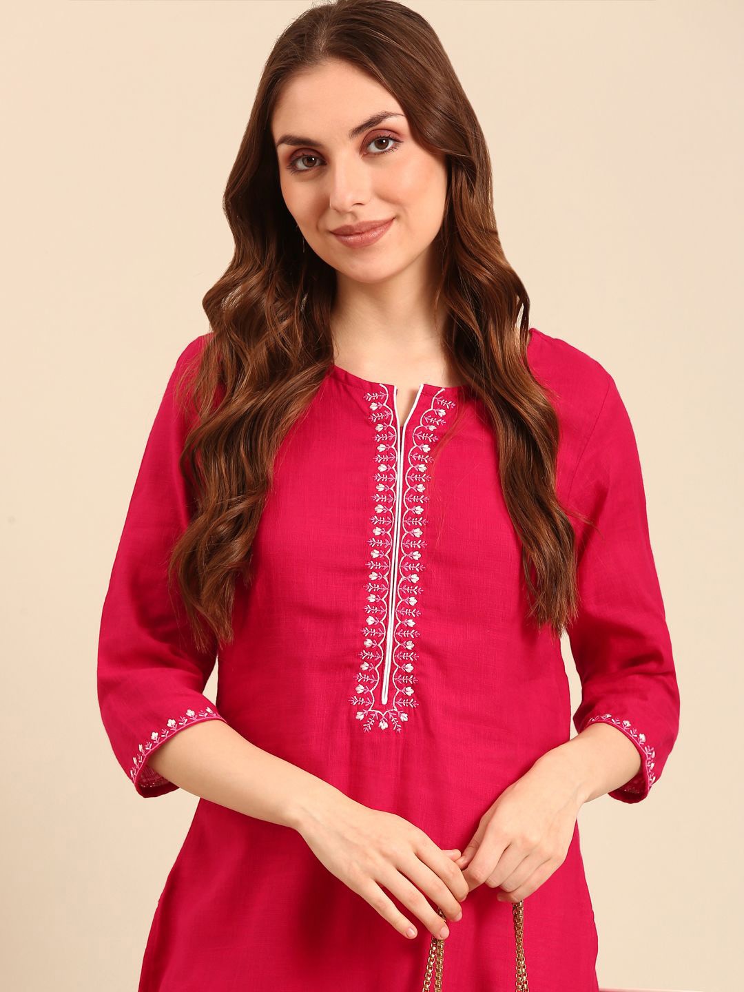 

Anouk Fuchsia Floral Yoke Design Pure Cotton Straight Kurta