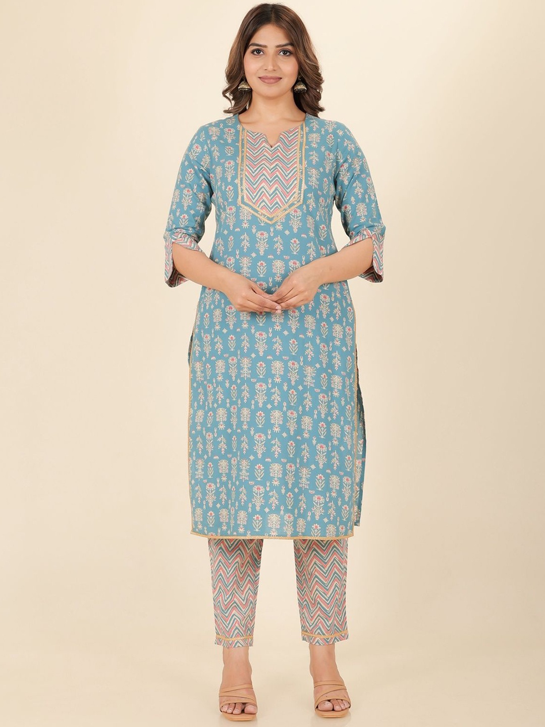 

Aramya Floral Printed Regular Pure Cotton Kurta with Trouser, Green