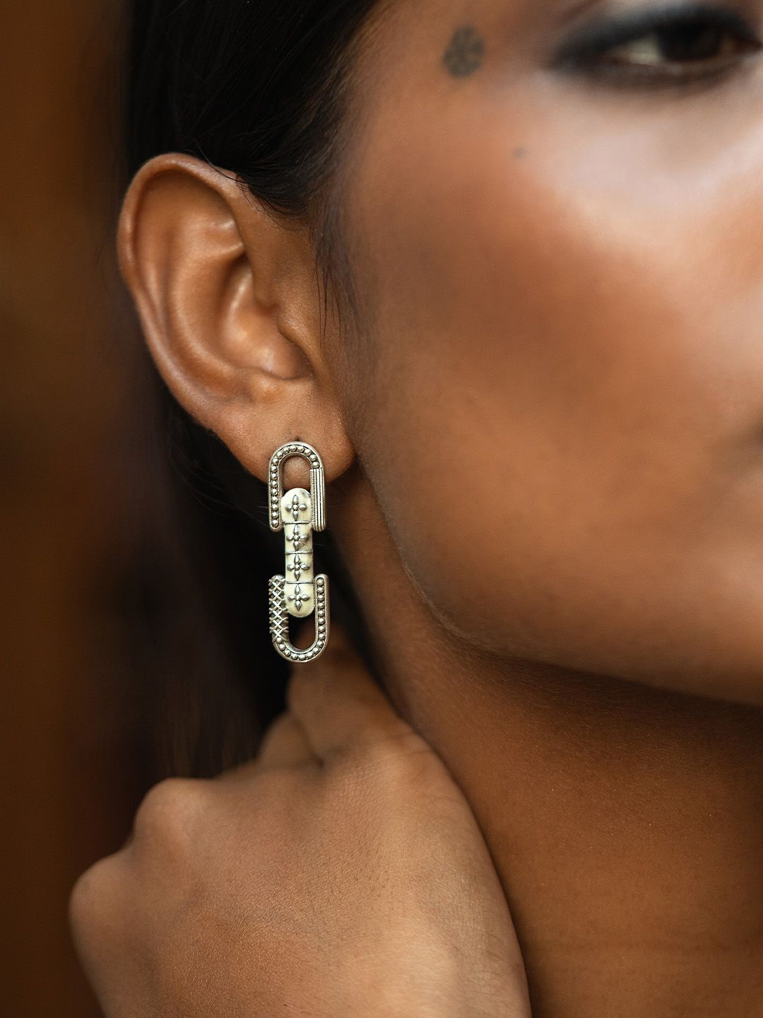 

SHAYA Contemporary Hoop Earrings, Silver
