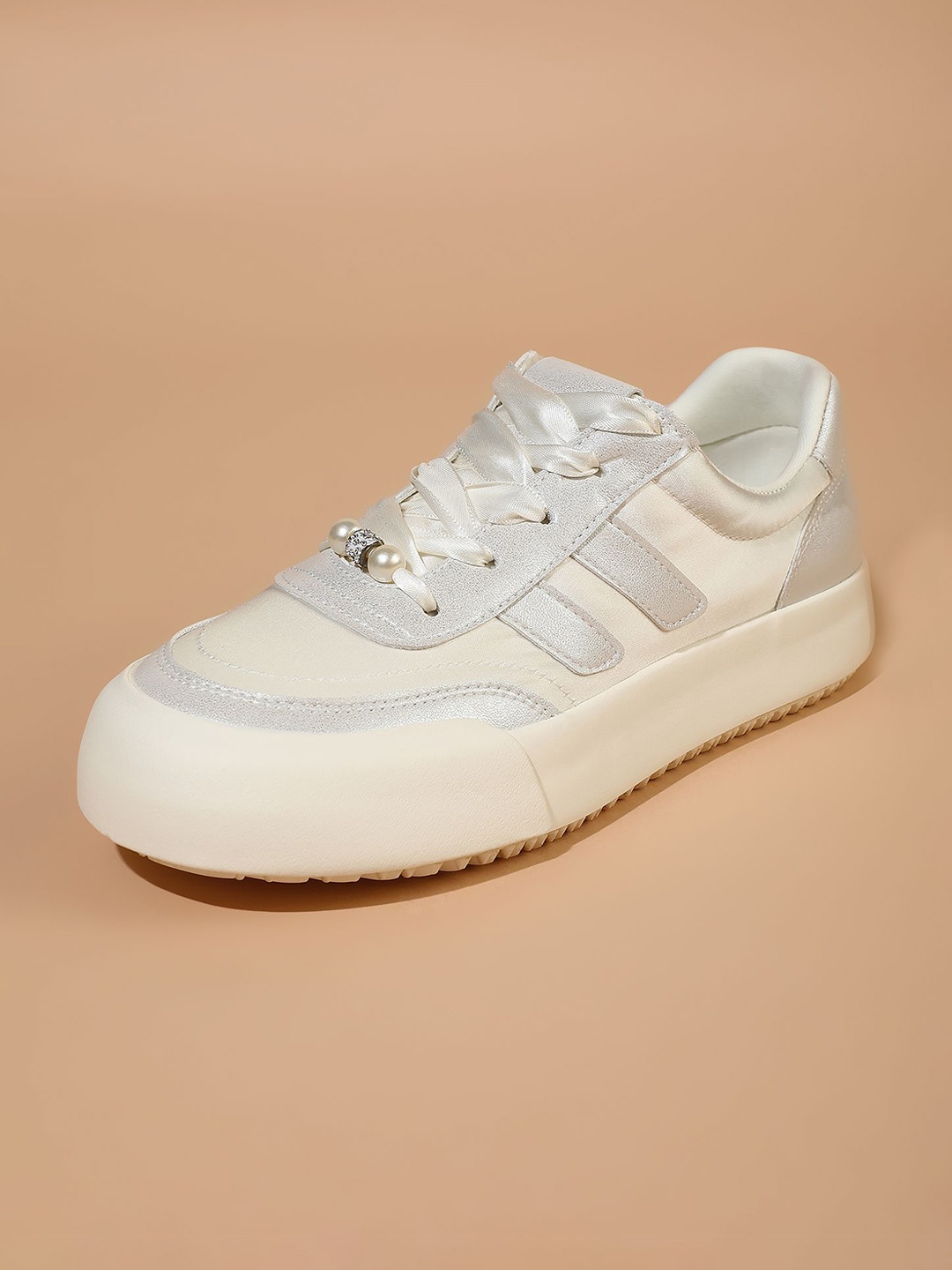 

LULU & SKY Women PU Lace-Ups Sneakers, White