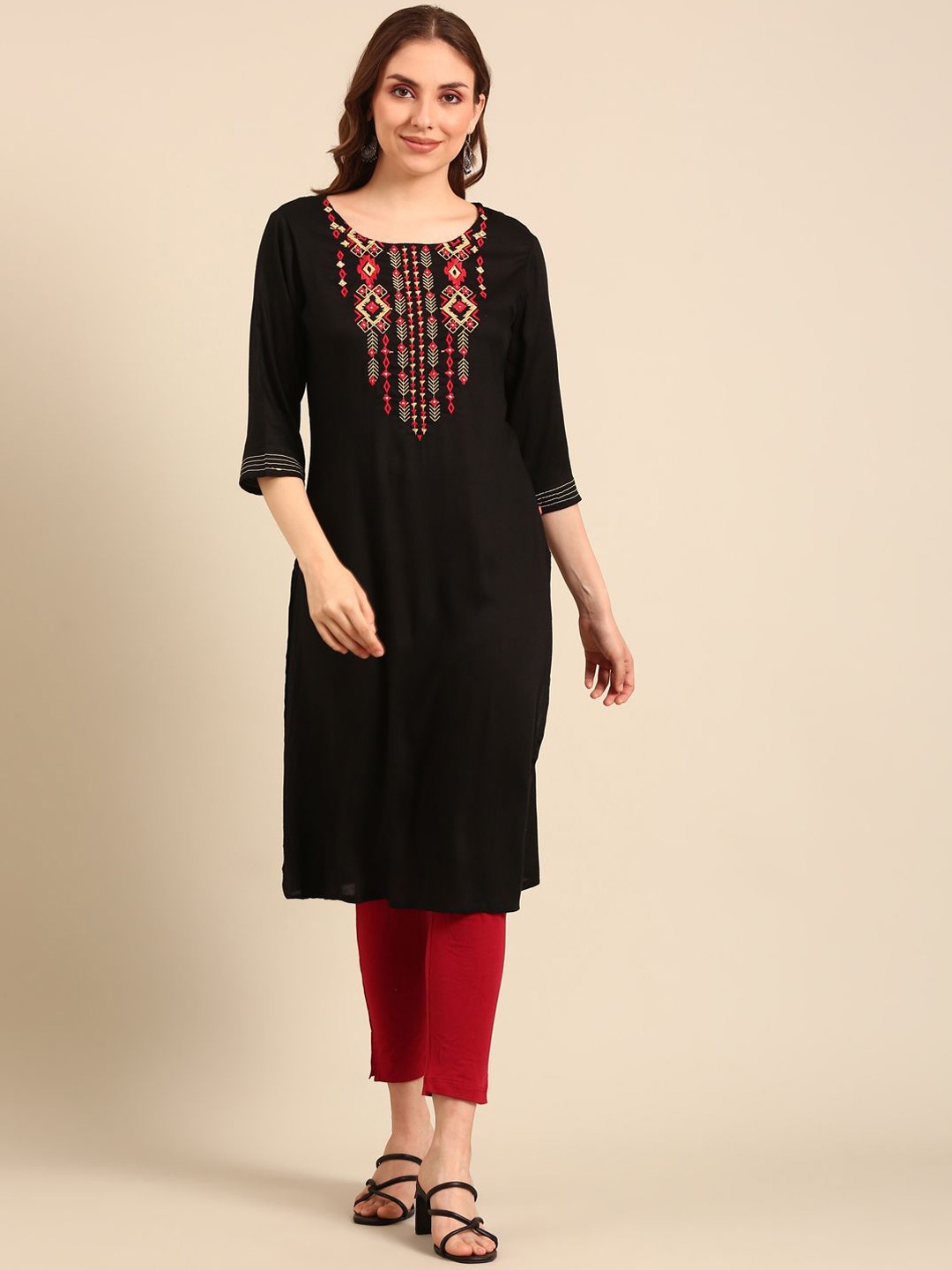

Anouk Floral Embroidered Pure Cotton Straight Kurta, Black