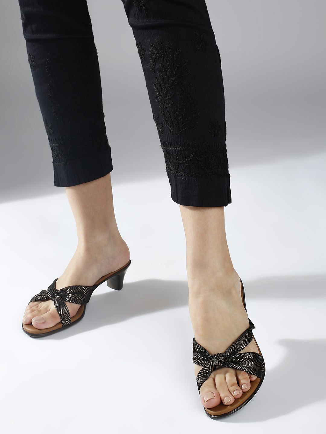 

Inc 5 Printed Knotted Open Toe Block Heel Sandal, Black
