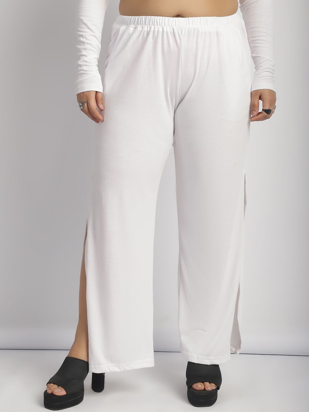 

thkgrlz Women Plus Size Relaxed High-Rise Easy Wash Trousers, White