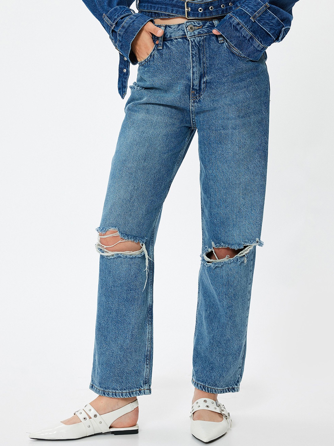 

Koton Women High-Rise Cotton Light Fade Slash Knee Jeans, Blue