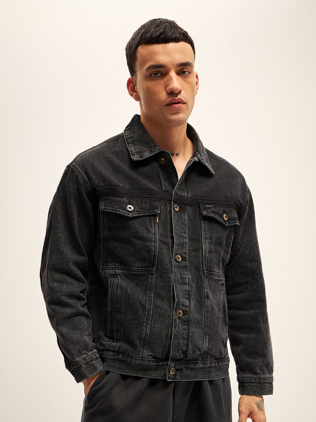 

THE BEAR HOUSE Men Solid Spread Collar Jacket, Black