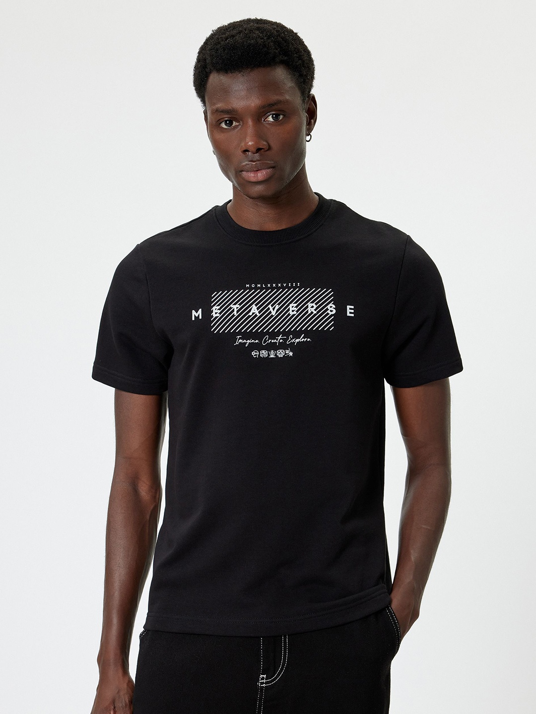 

Koton Men Printed V-Neck Applique T-shirt, Black
