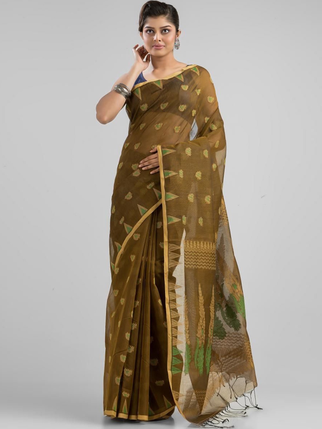 

SAJASAJO Ethnic Motifs Buti Work Handloom Saree, Brown