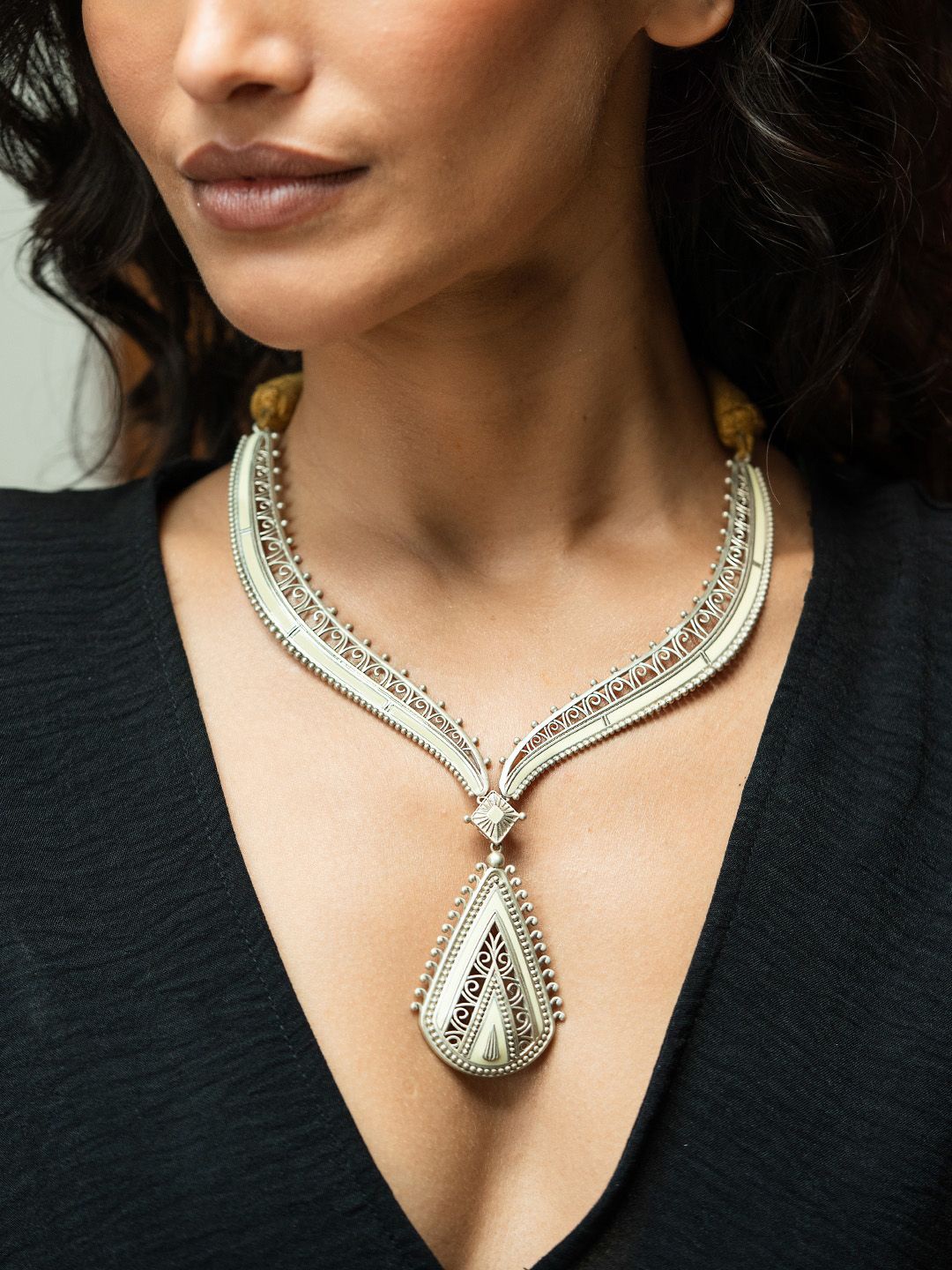 

SHAYA Sterling Silver Necklace