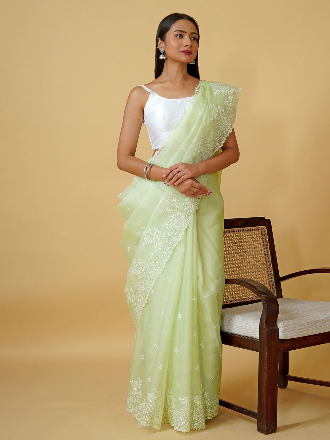 

TEEJH Floral Embroidered Organza Saree, Green