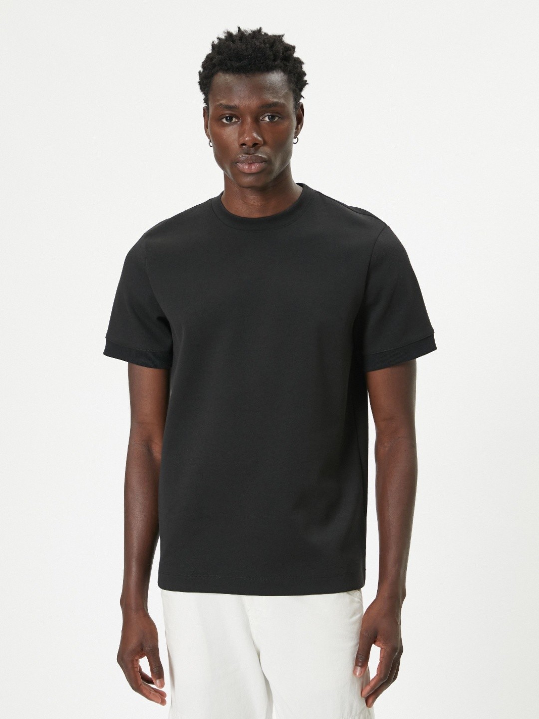 

Koton Men Hooded Pockets T-shirt, Black
