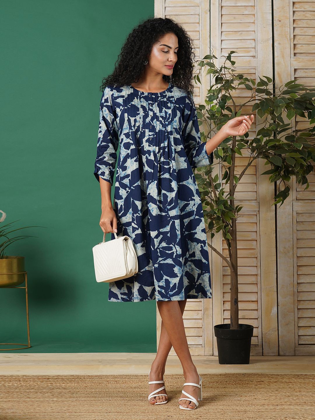 

KAMI KUBI Pleated Printed A-Line Dress, Blue