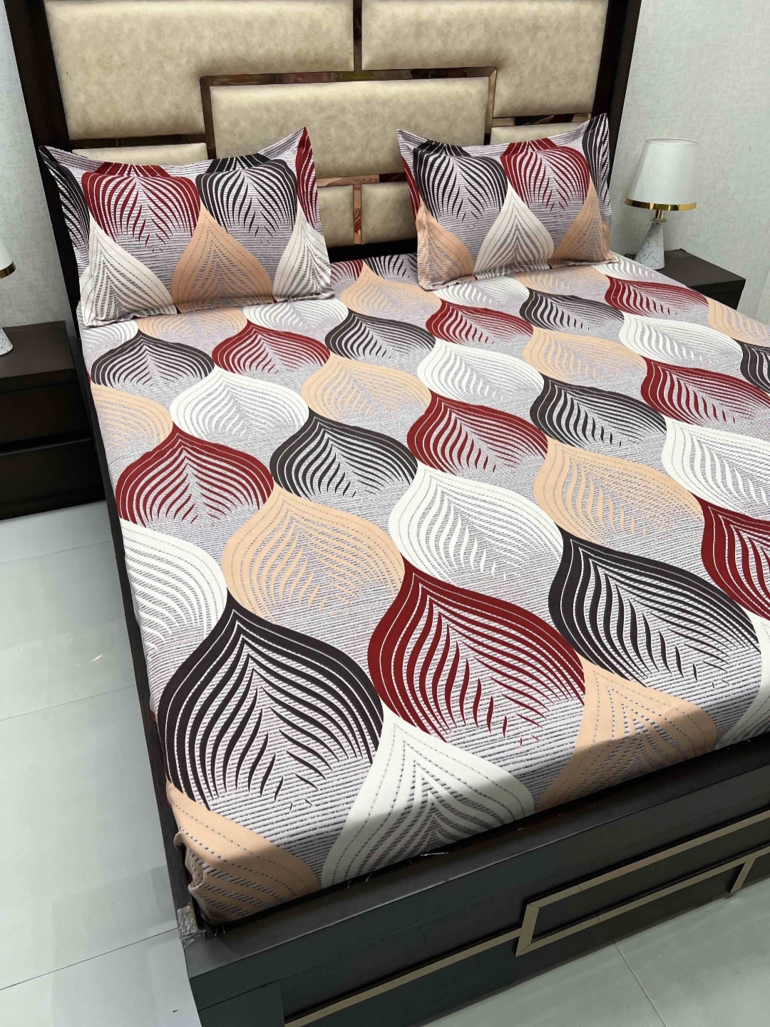

Pure Decor Queen Size Double Bed Bedsheet With 2 Pillow Covers 2.28m X 2.54m, White