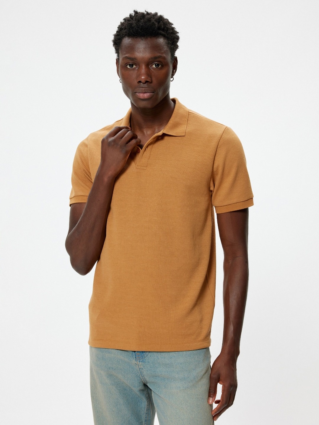 

Koton Men Hooded Pockets T-shirt, Brown