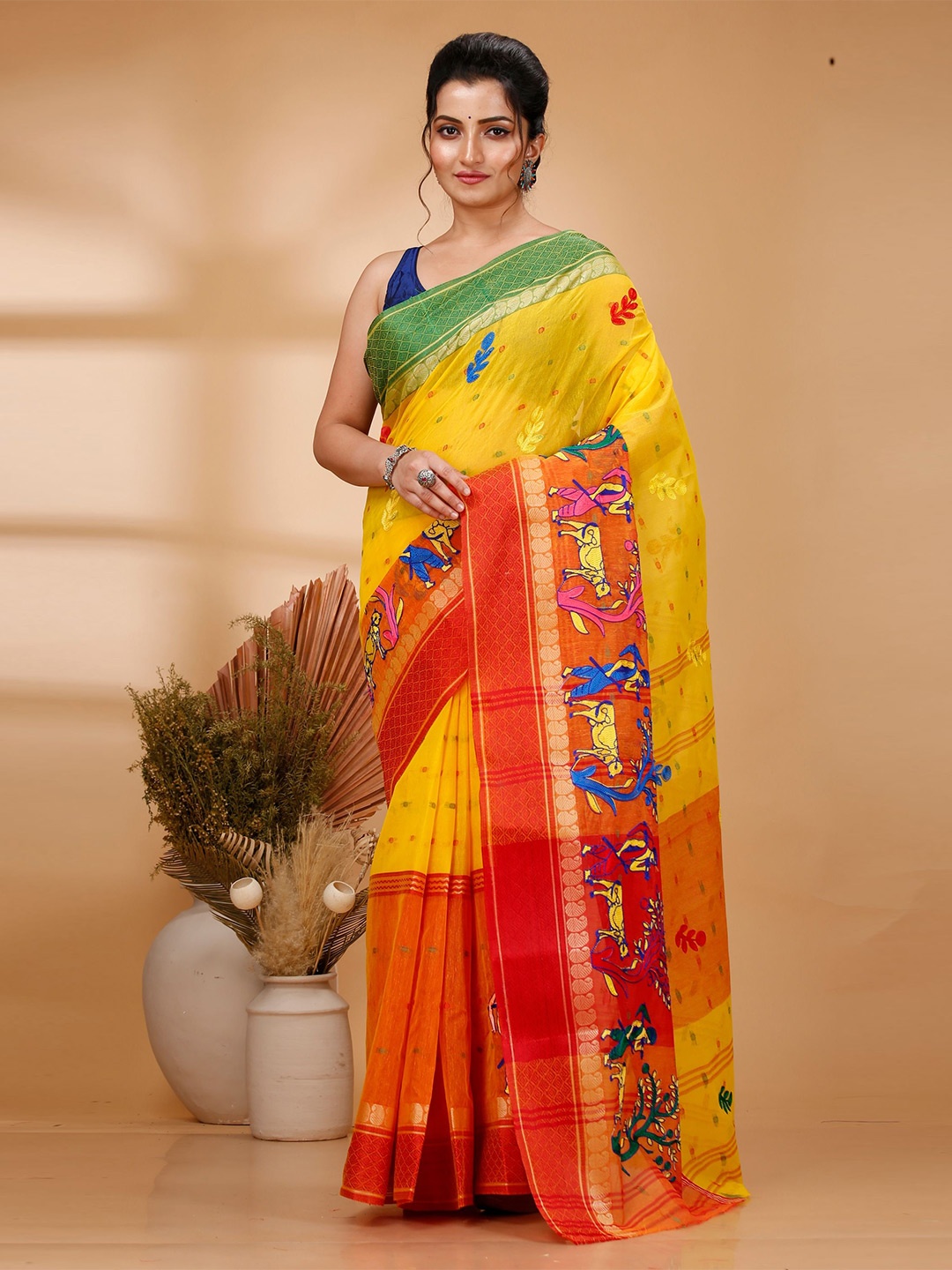 

DipDiya Ethnic Motifs Pure Cotton Taant Saree, Yellow