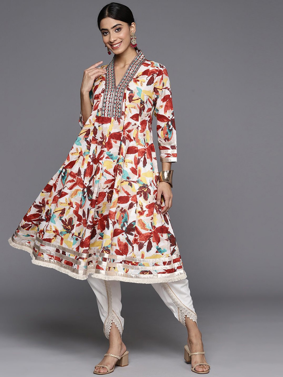 

Varanga Floral Printed Panelled Mirror Work Pure Cotton Kurta With Dhoti Pants, Off white