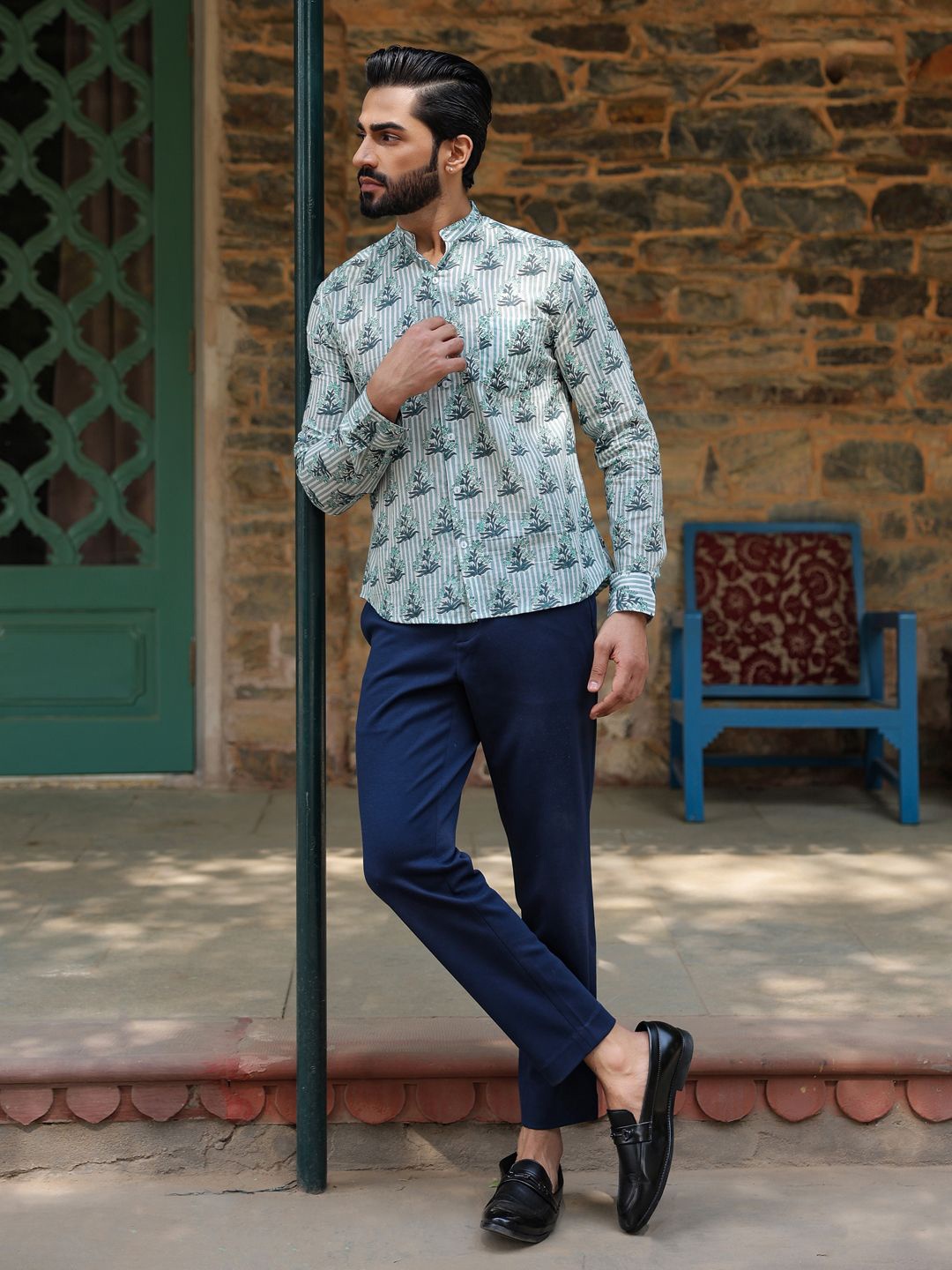

SAY Men Straight Band Collar Abstract Printed Cotton Casual Shirt, Off white