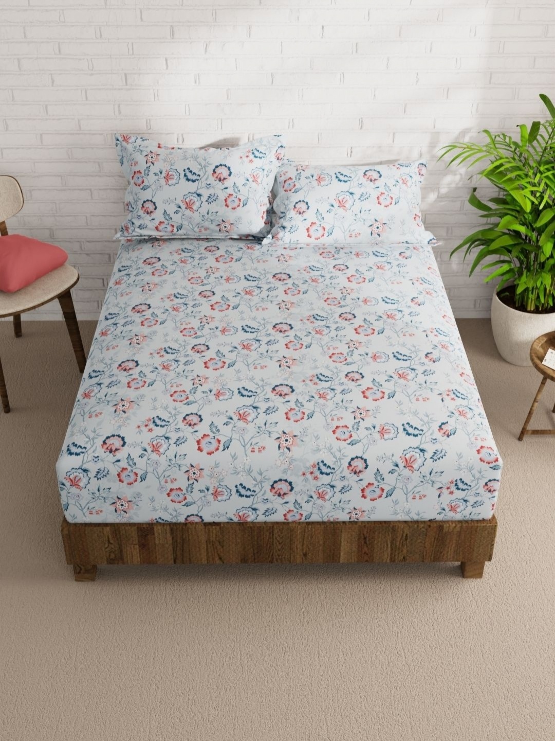 

KOPA Blue & Red Floral 152 TC Queen Bedsheet with 2 Pillow Covers