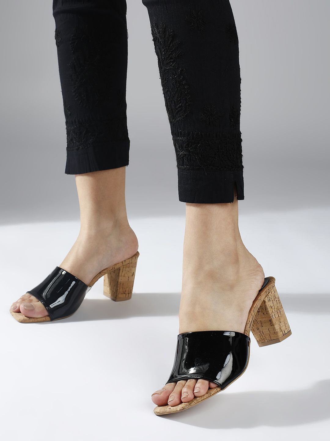 

Inc 5 Women Cork Finish Open Toe Block Mules, Black