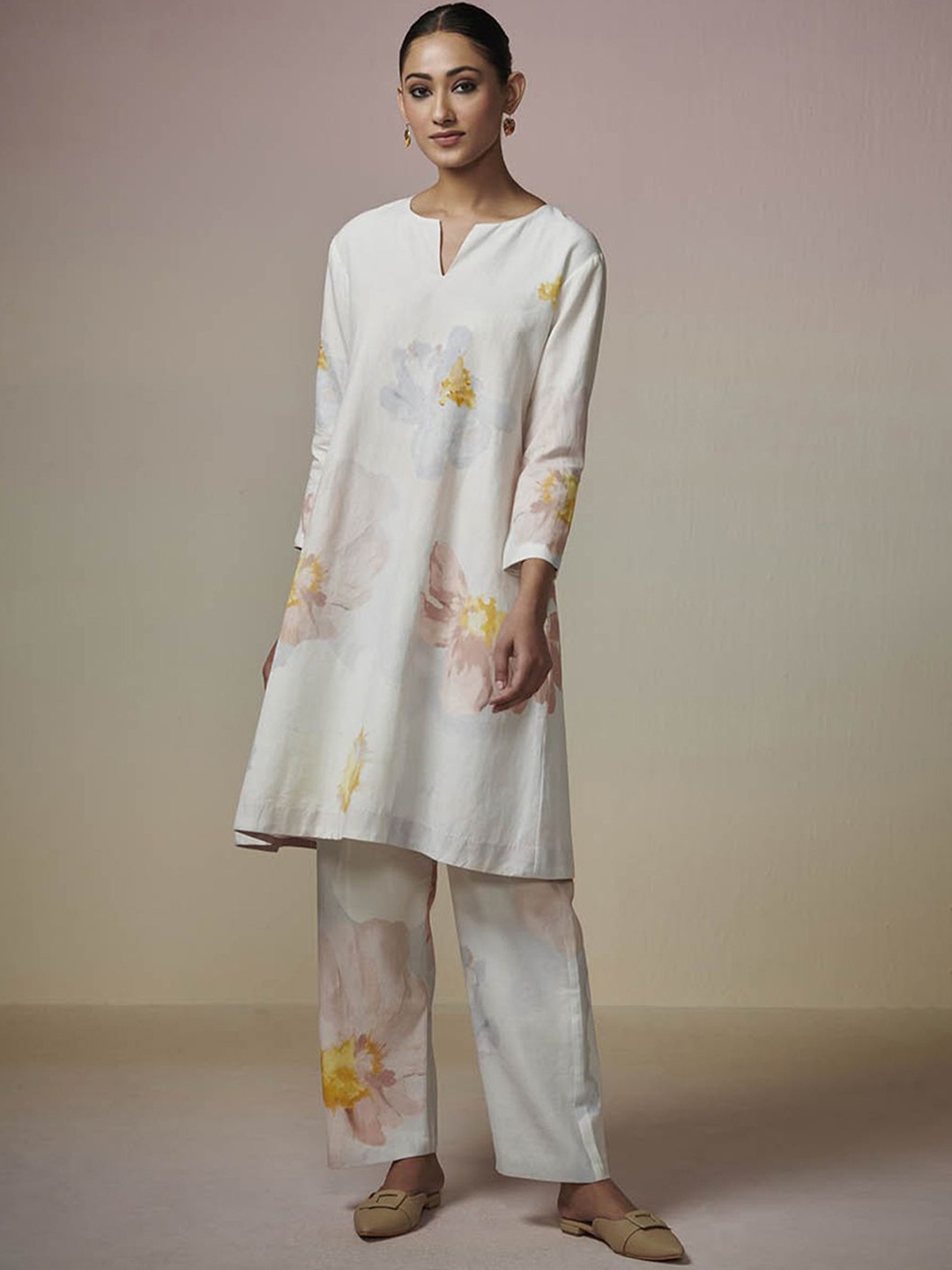 

Dressfolk Wishpering Printed Notch Neck Tunic & Trouser, White