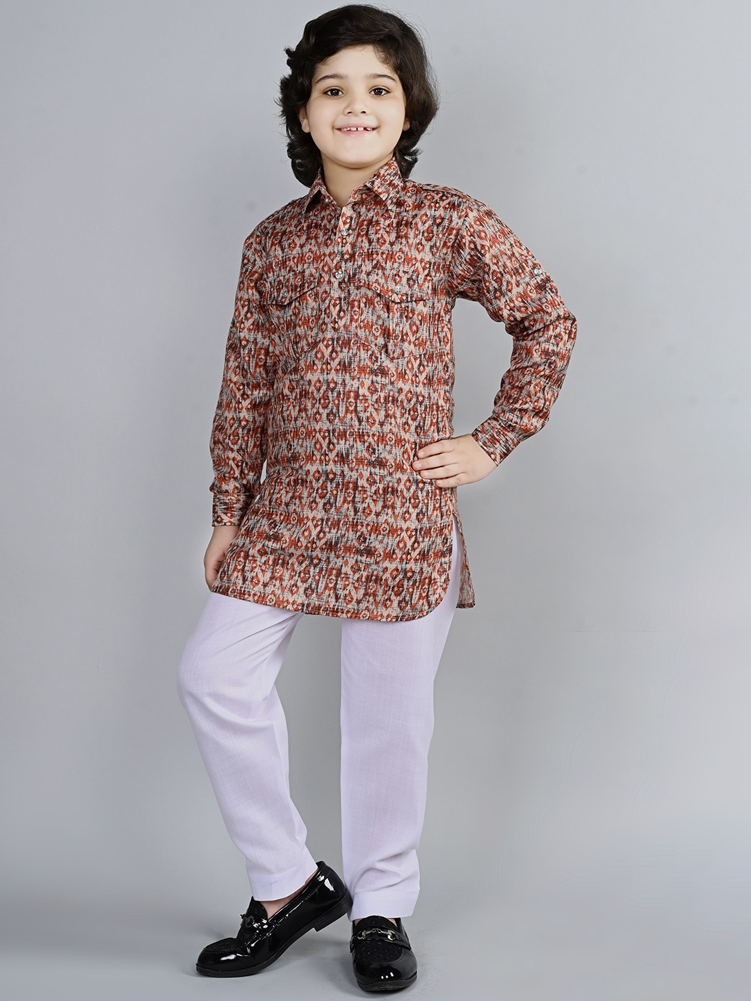 

ahhaaaa Boys Geometric Printed Regular Thread Work Straight Kurta with Pyjamas, Red