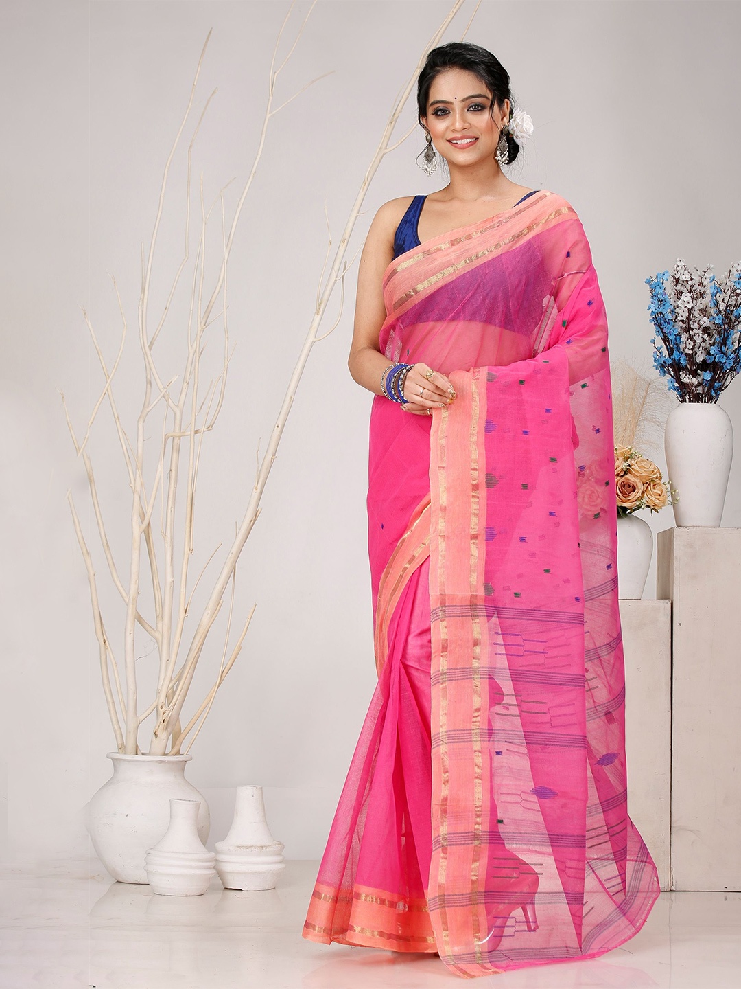 

DipDiya Woven Design Taant Pure Cotton Zari Saree, Pink