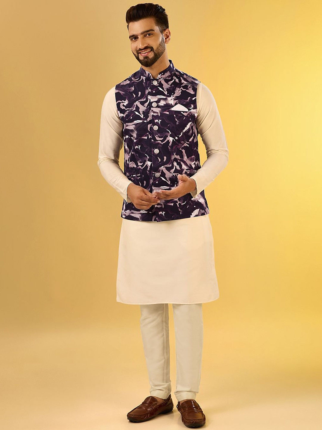 

Anouk Abstract Printed Mandarin Collar Regular Straight Kurta with Trousers, Magenta
