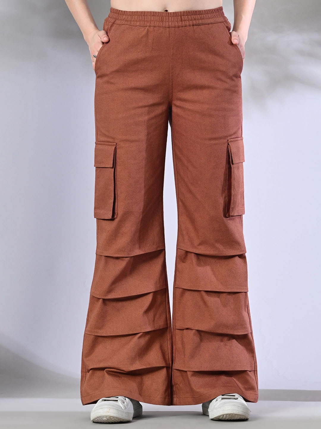 

PANDORNA Women Loose Fit High-Rise Cargos Trousers, Brown