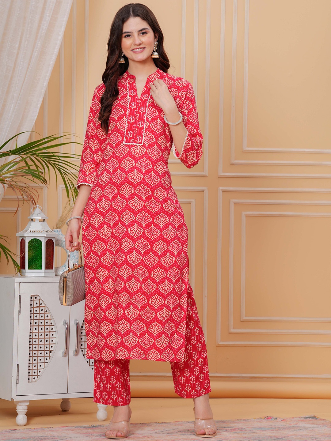 

Mizaz Floral Printed Mandarin Collar Pure Cotton Straight Kurta with Trousers, Red