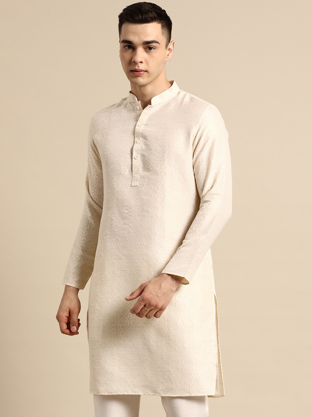 

Sayisha Ethnic Motifs Embroidered Thread Work Mandarin Collar Straight Silk Kurta, Off white