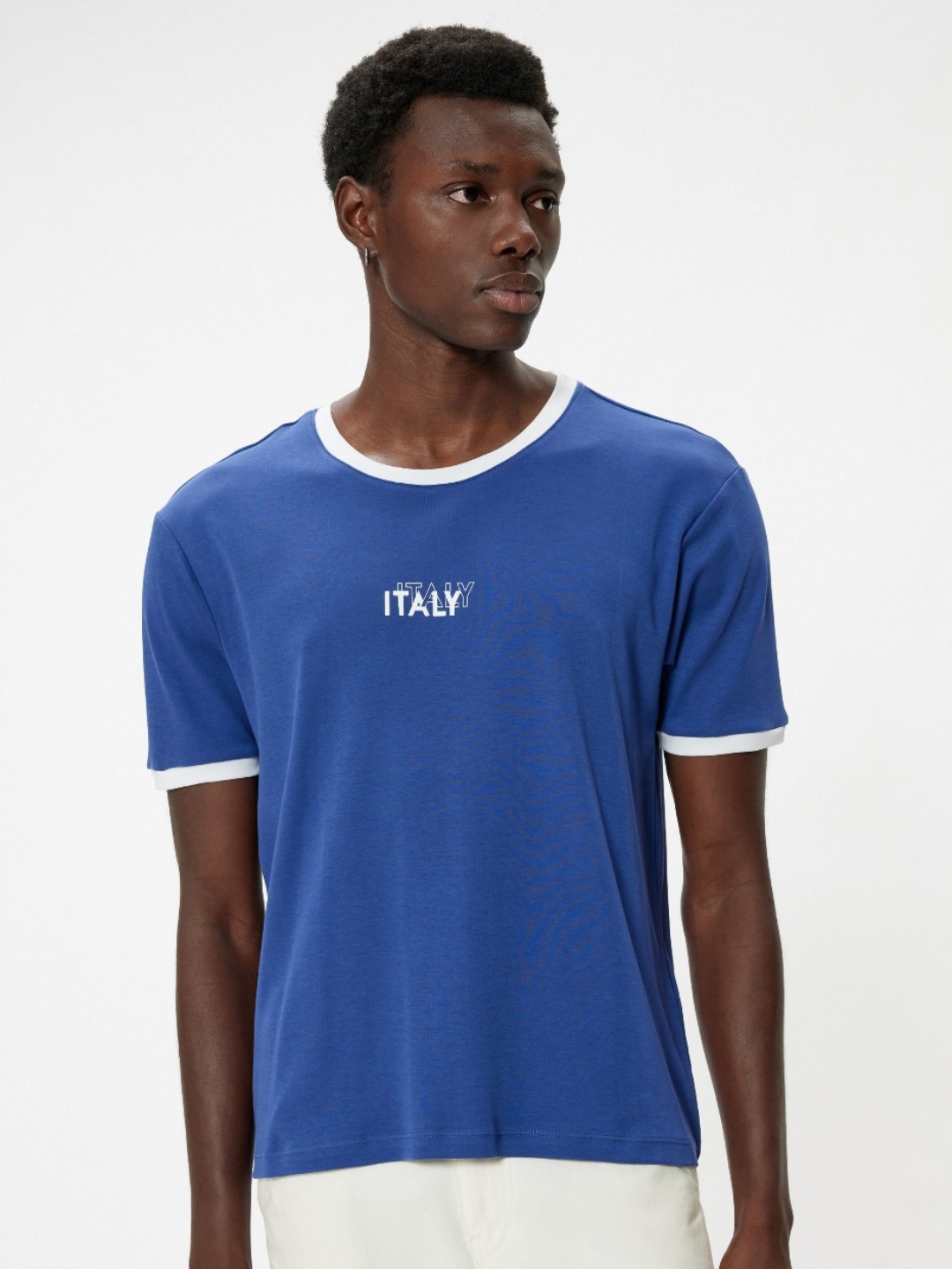 

Koton Men Extended Sleeves Pockets T-shirt, Blue