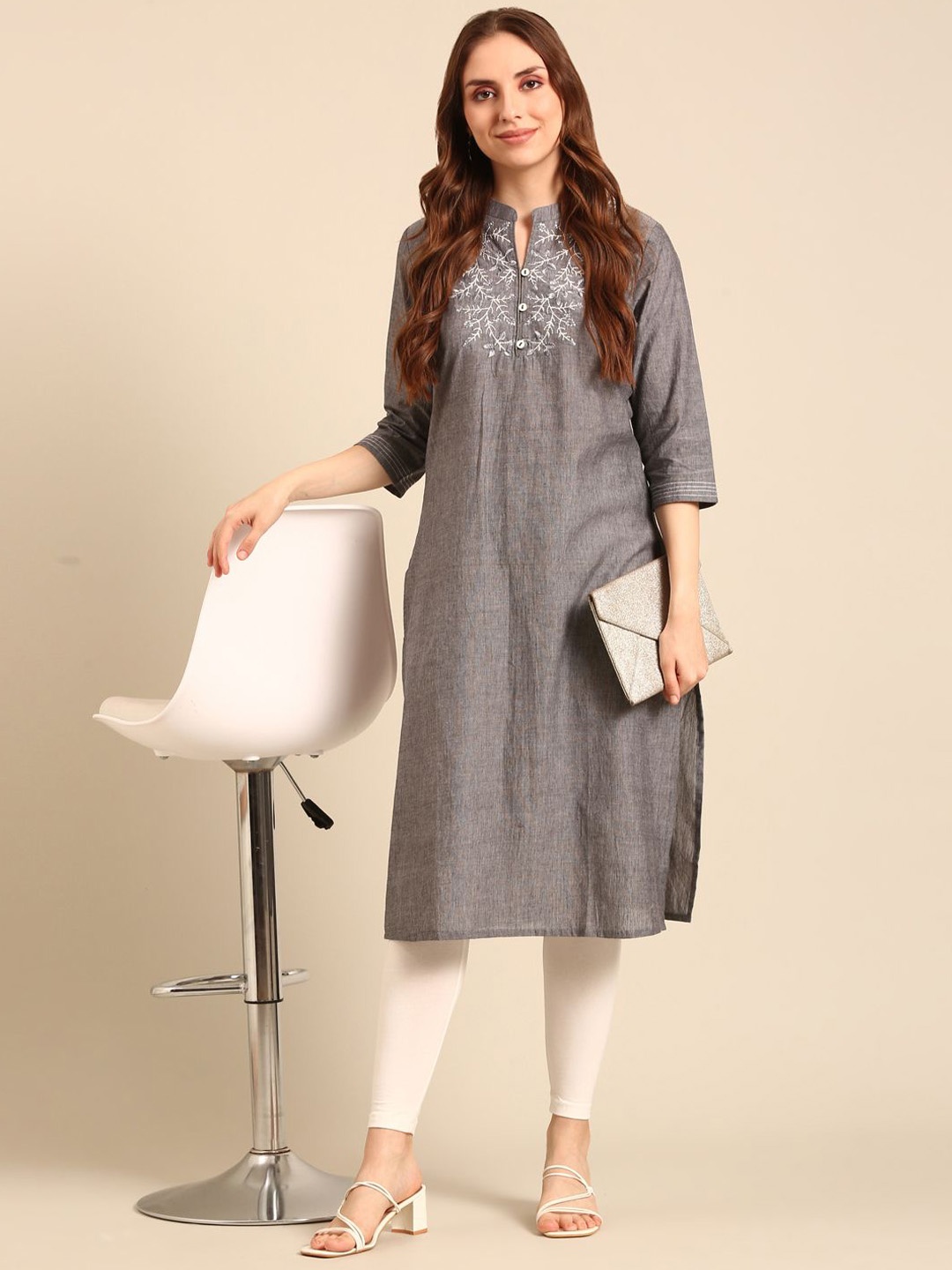 

Anouk Grey Floral Embroidered Mandarin Collar Pure Cotton Straight Kurta