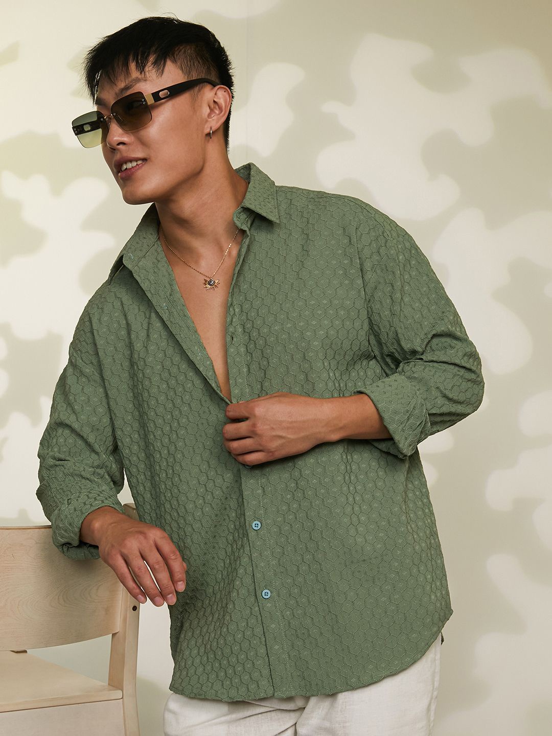 

Campus Sutra Men Comfort Textured Opaque Casual Oversized Shirt, Green