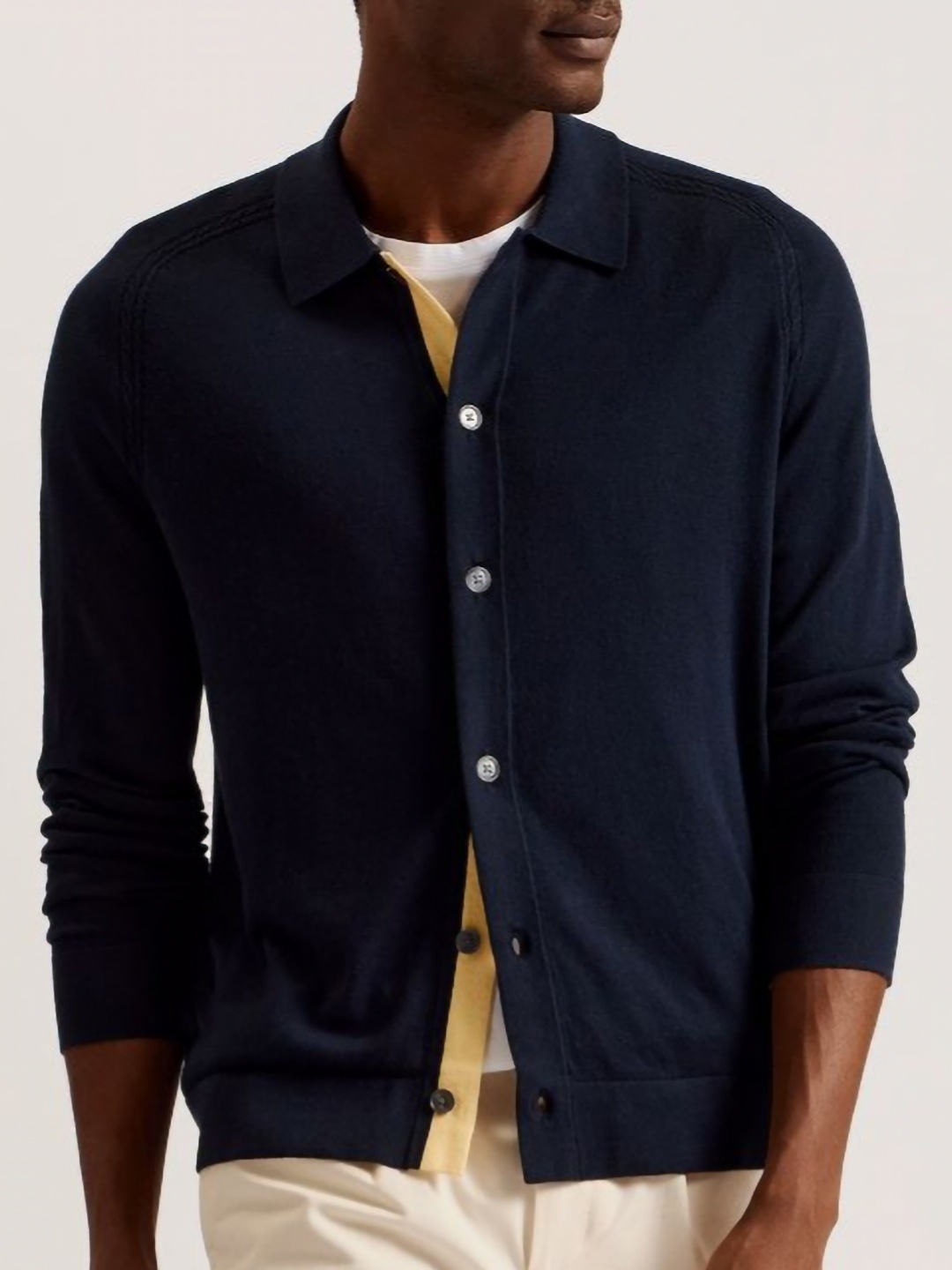 

Ted Baker Men High Neck Pockets T-shirt, Na