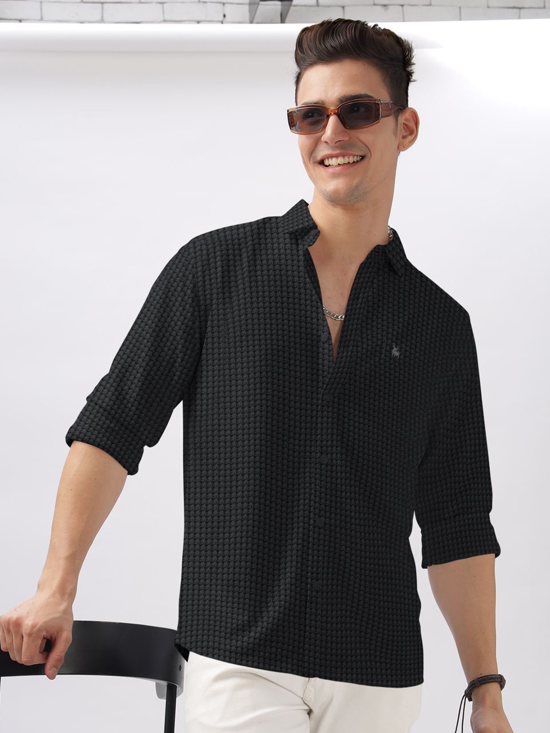 

BULLMER Men Spread Collar Self Design Cotton Casual Shirt, Black