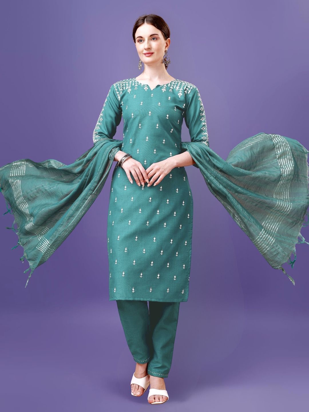 

KAZIA Women Ethnic Motifs Embroidered Regular Thread Work Kurta with Trousers & With Dupatta, Teal