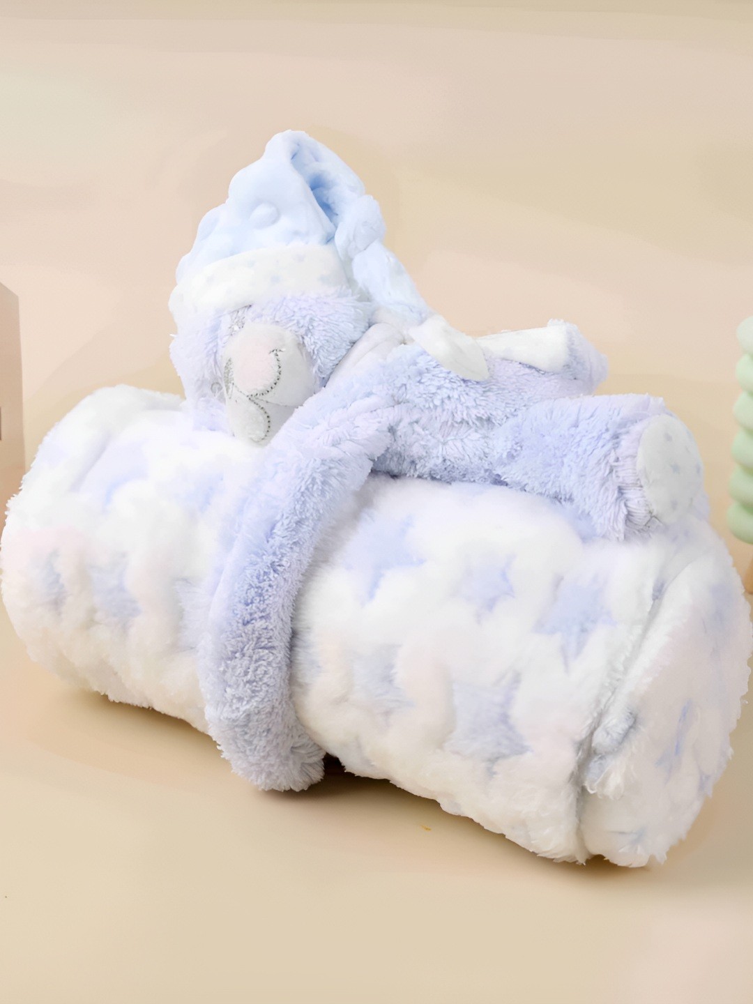 

KICKS & CRAWL Blue & White 210 GSM Single Bed Blanket