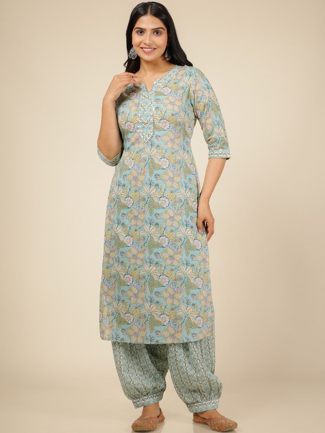 

Aramya Floral Printed Notch Neck Cotton Straight Kurta, Blue