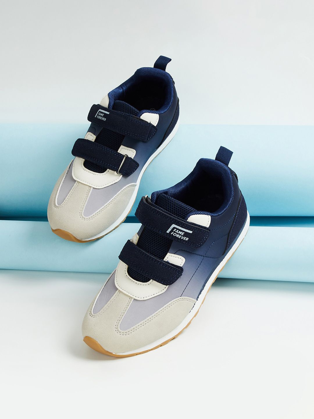 

Fame Forever by Lifestyle Boys ColourblockedSneakers, Blue
