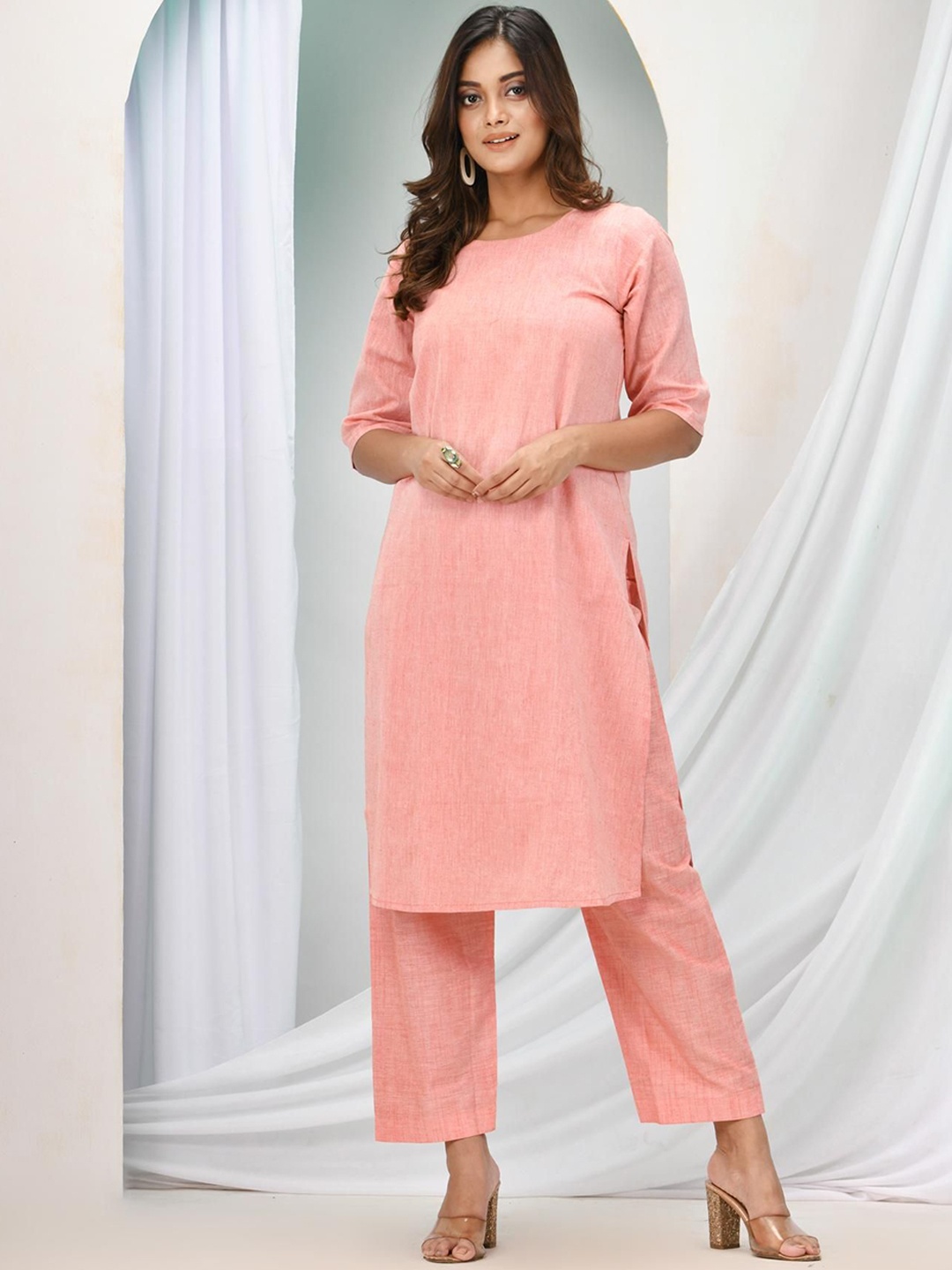 

Angoshobha Round Neck Pure Cotton Straight Kurta With Palazzos, Peach