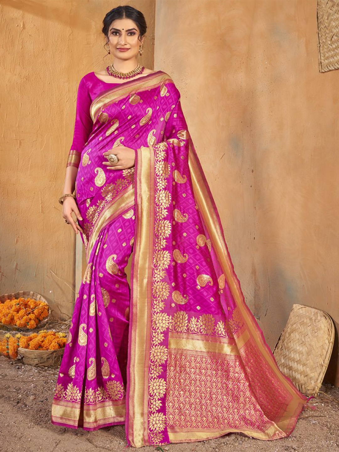 

ASISA Woven Design Zari Saree, Magenta