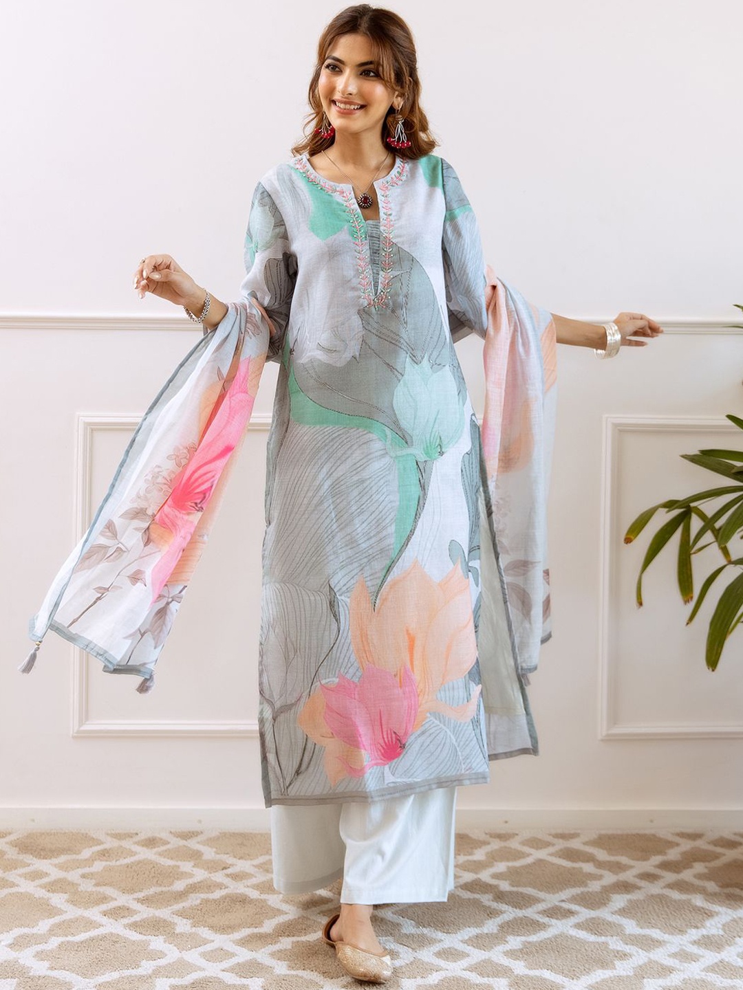 

FILO HEVIS Floral Printed Notched Neck Linen Straight Kurta With Palazzos & Dupatta, Grey