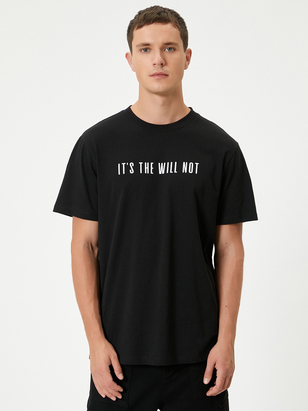 

Koton Men Typography Pockets T-shirt, Black