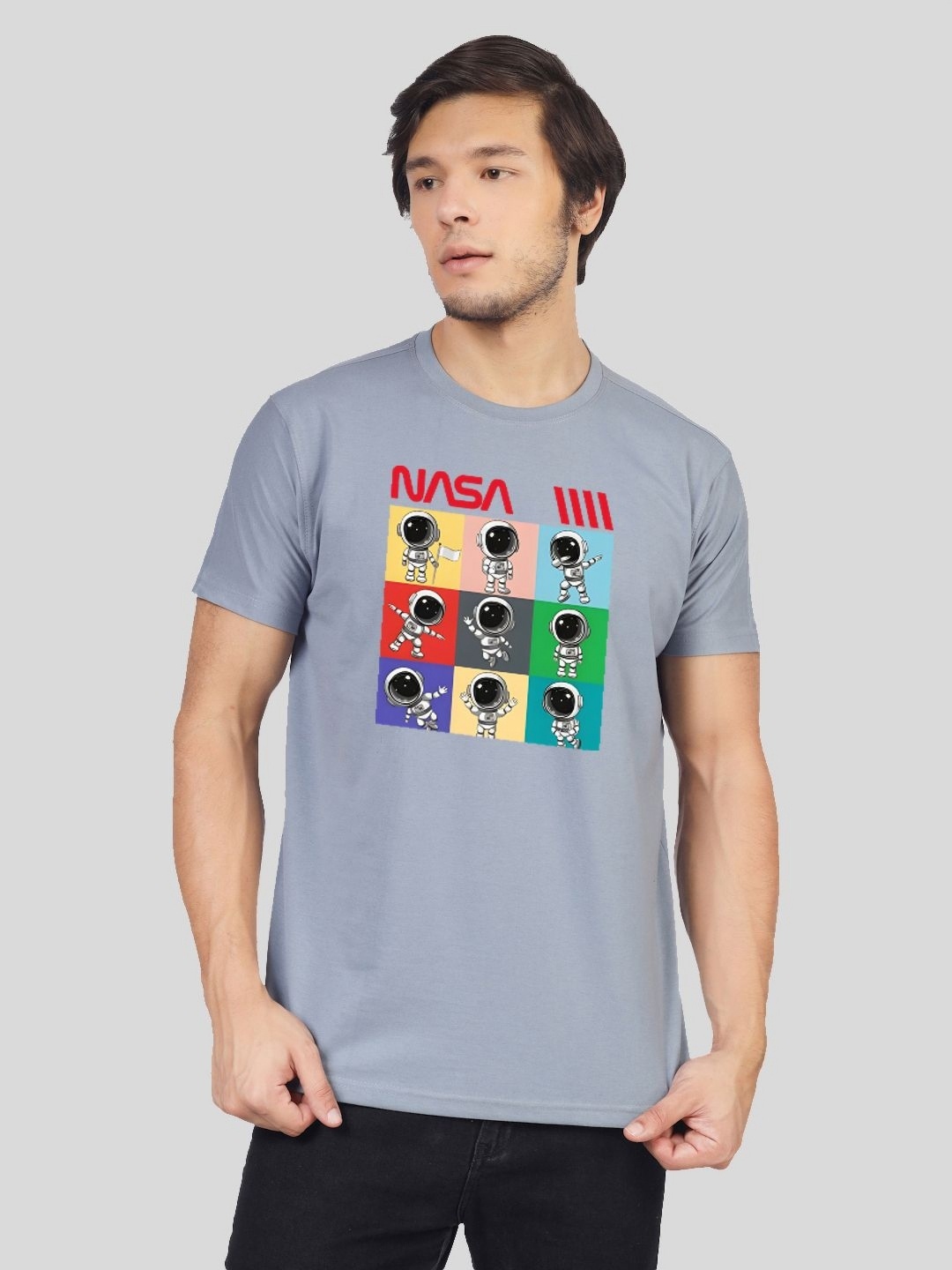 

Greylongg Men Printed Applique T-shirt, Grey